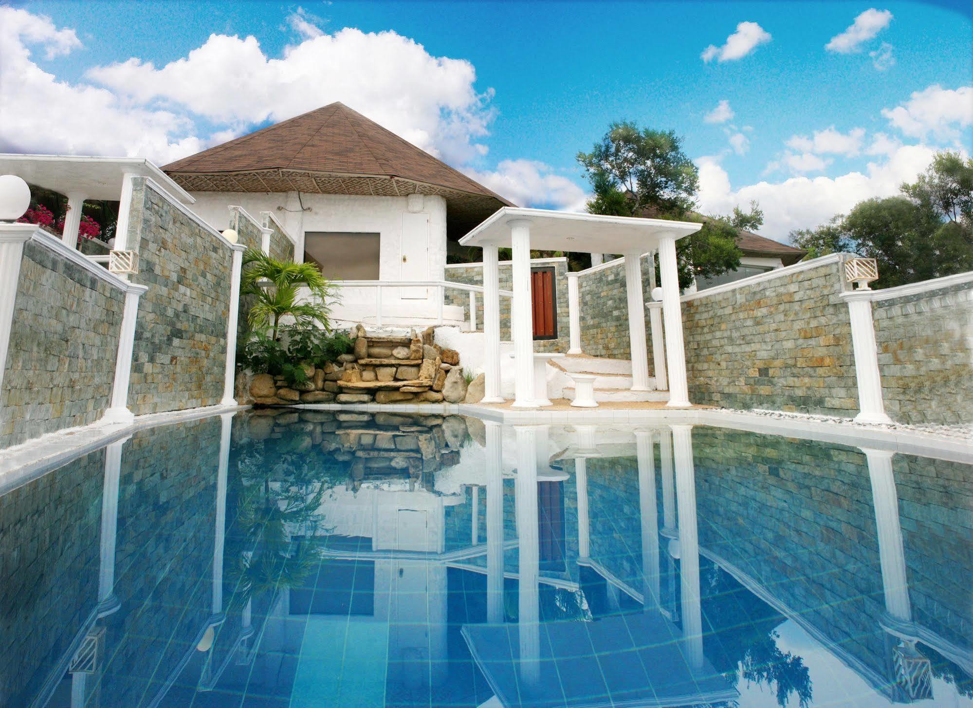 Alfheim Resort Lapu-Lapu City Exterior photo