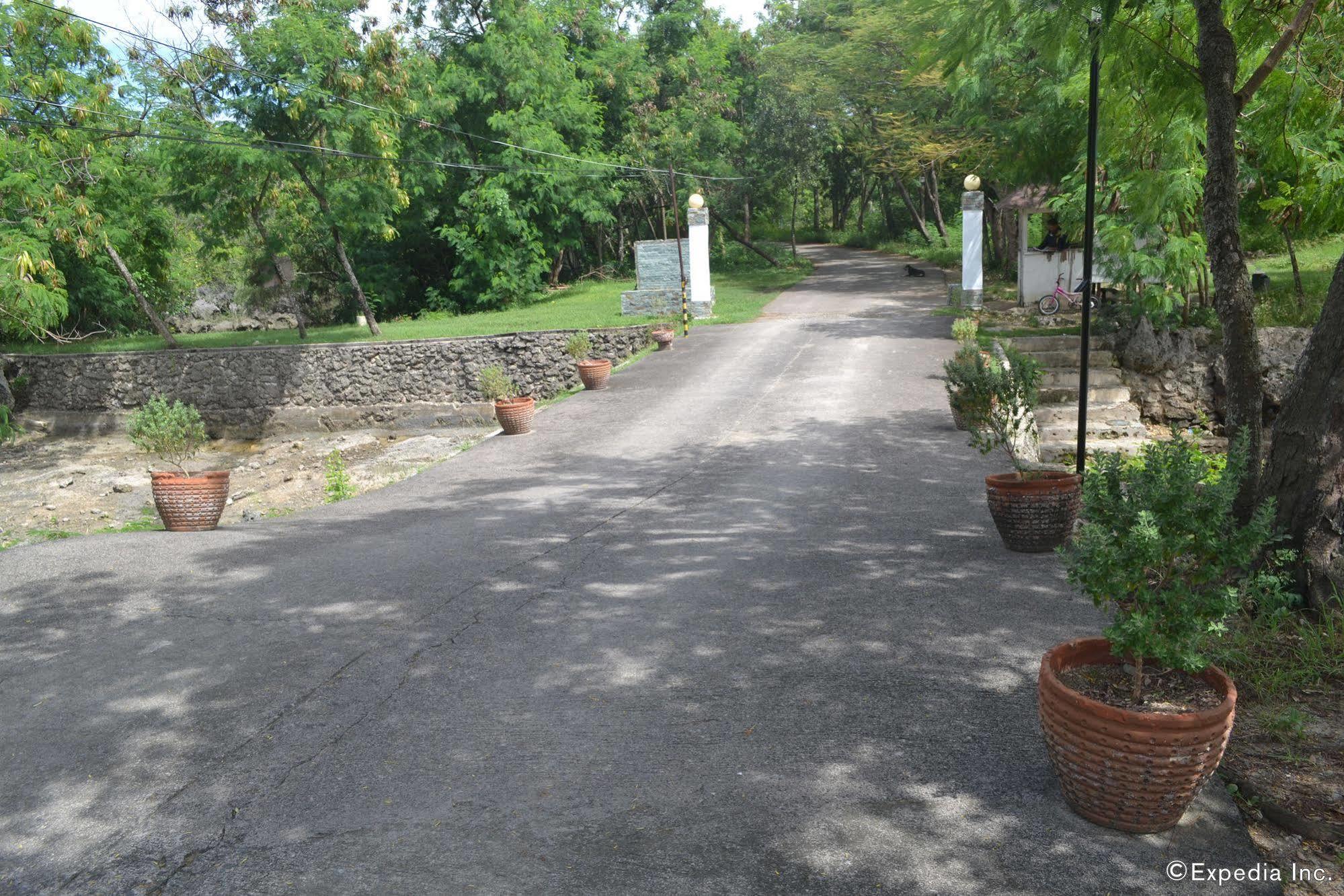 Alfheim Resort Lapu-Lapu City Exterior photo
