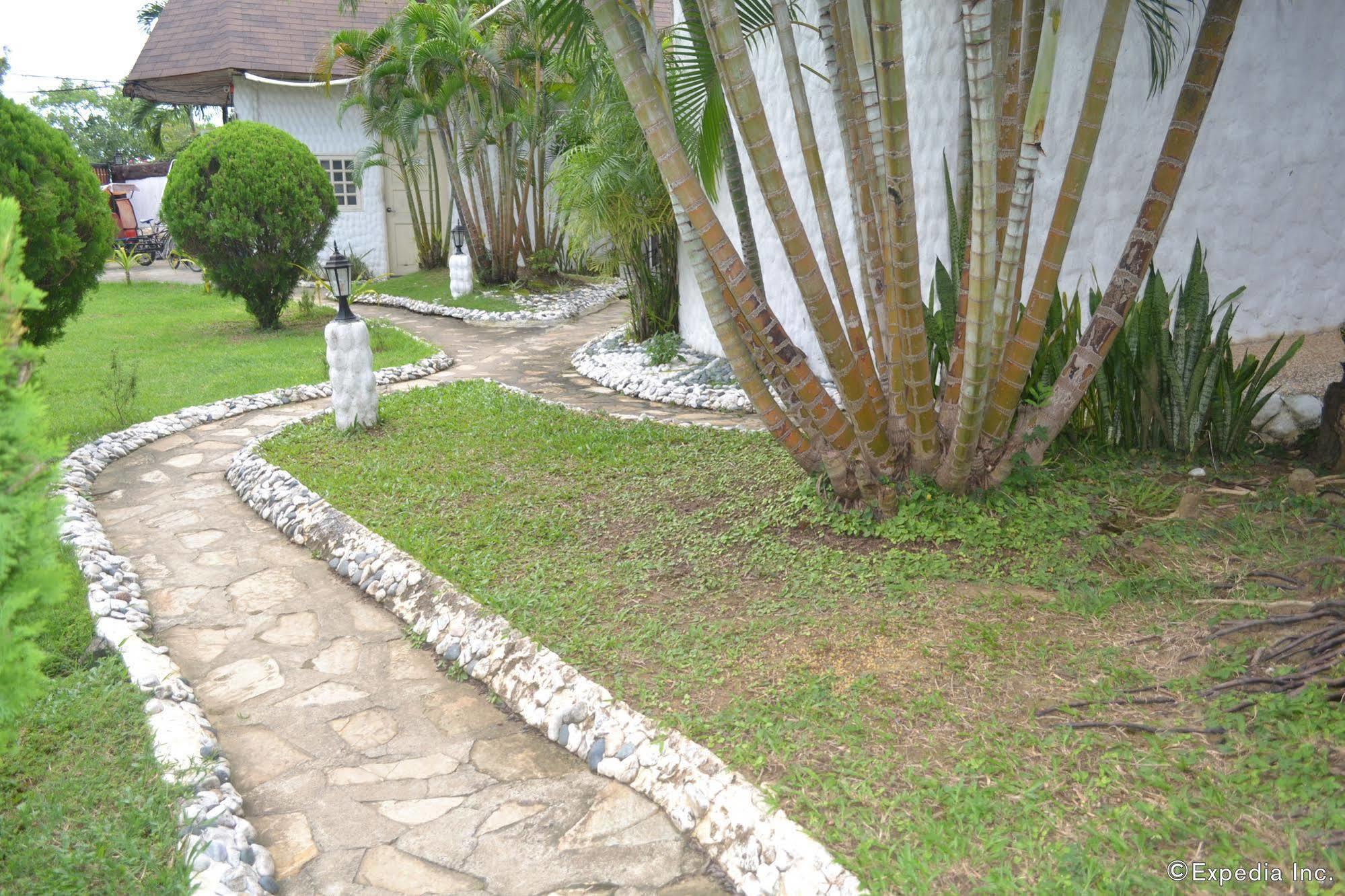 Alfheim Resort Lapu-Lapu City Exterior photo